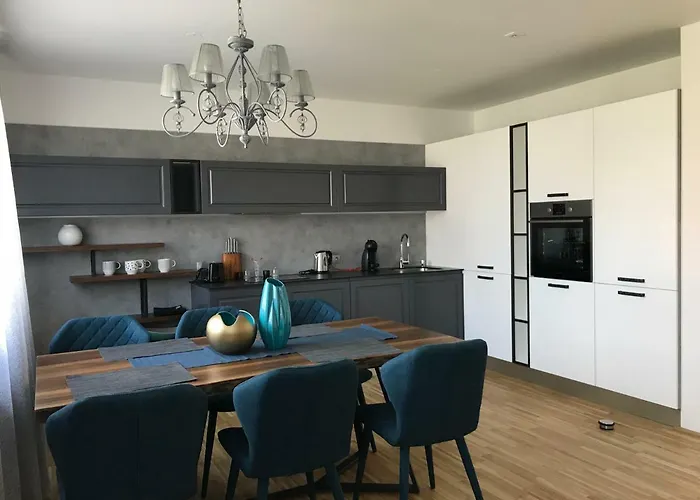 Hauptbanhof And Belvedere Two Bedroom * Vienna