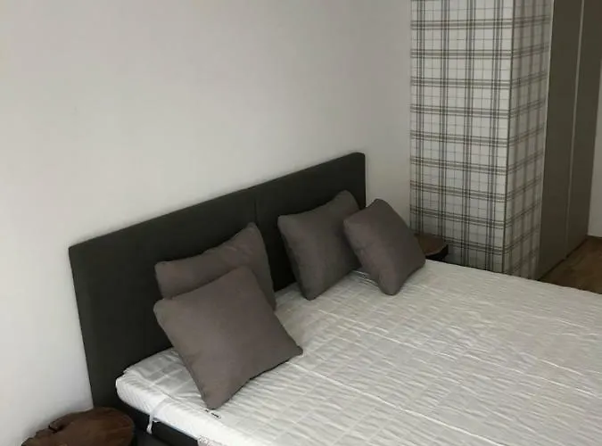 Apartment Hauptbanhof And Belvedere Two Bedroom *
