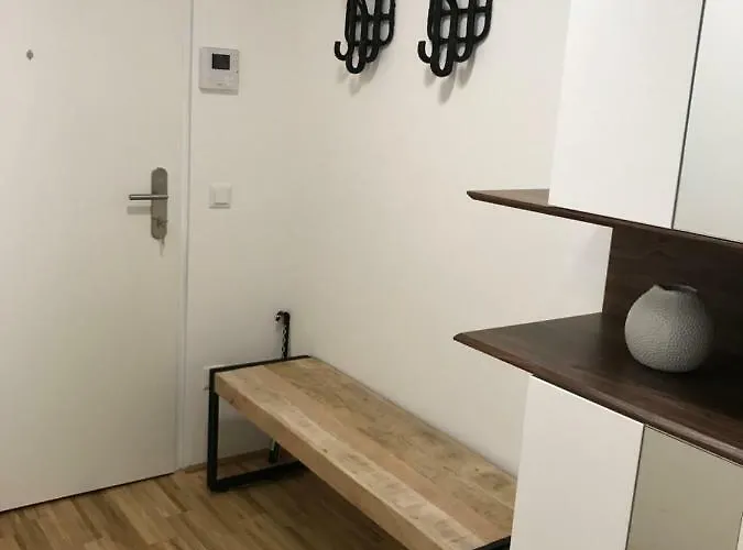 Hauptbanhof And Belvedere Two Bedroom * Vienna